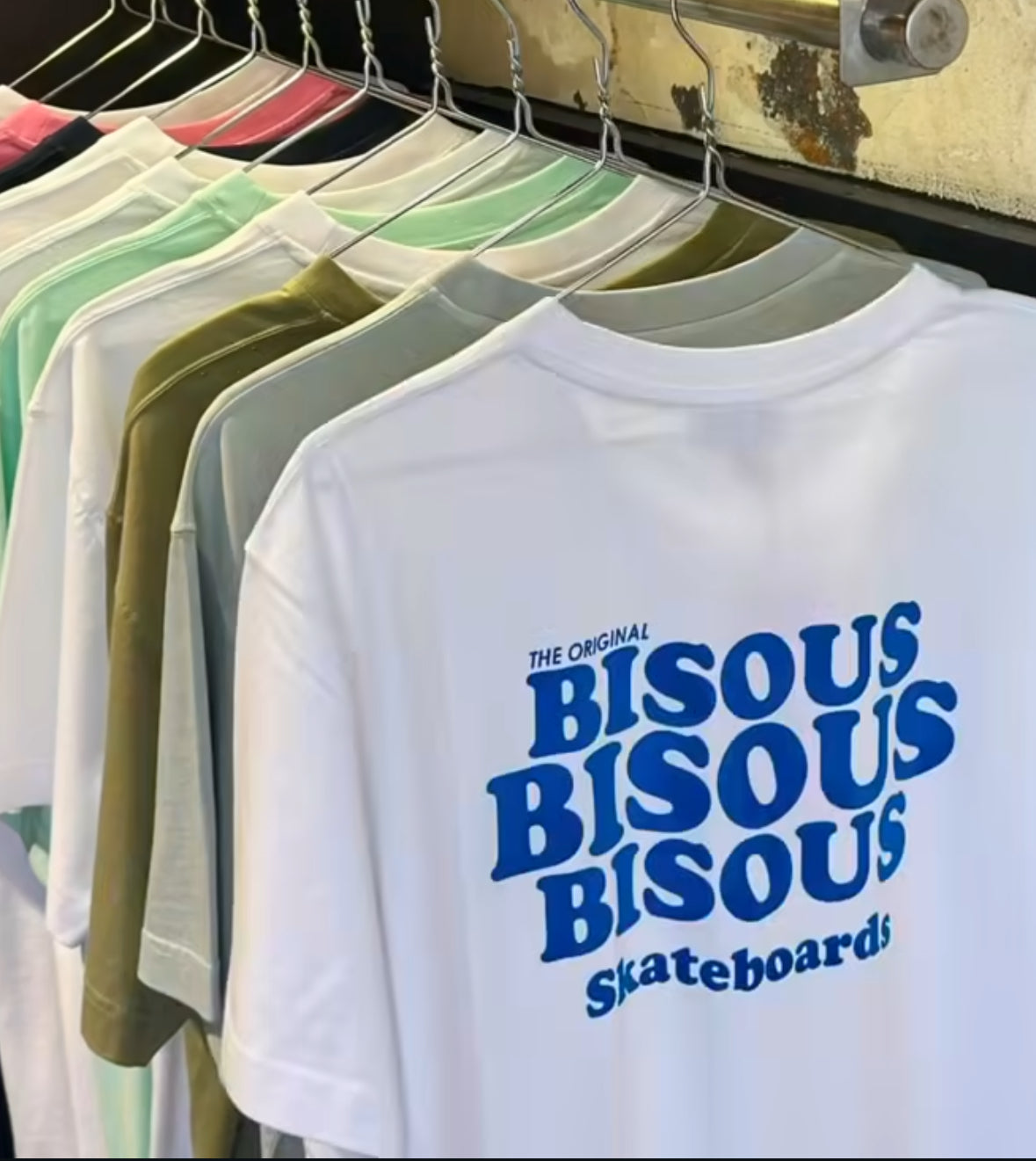 T-shirts et polos - nouveau.