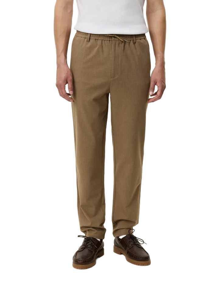 como tapered text pants - les deux - 520047530 - pantalons classiques - nouveau.